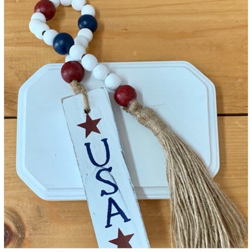 Patriotic USA Beaded Garland: 4th of July Tiered Tray Decor